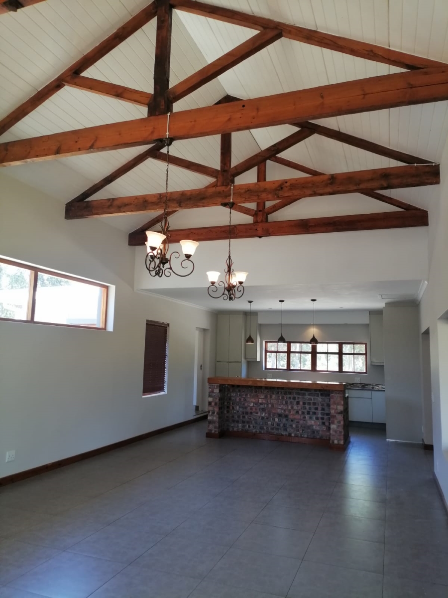 To Let 3 Bedroom Property for Rent in High Riding Country Estate Western Cape